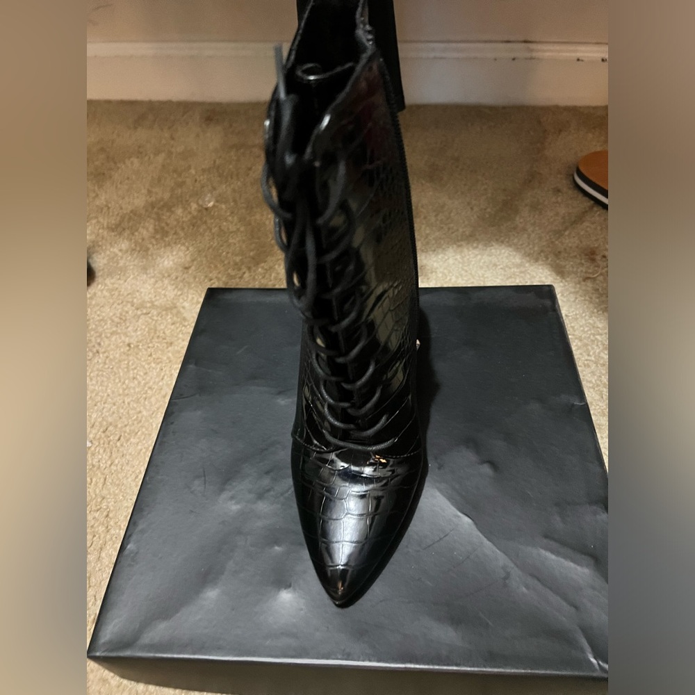 Elegant Black Lace-Up Women's Boots